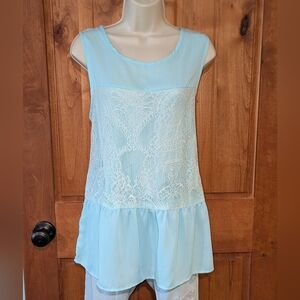 Daisy Fuentes Mint Green‎ Lace Top
